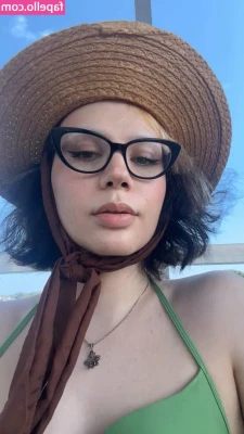 yunayule - happy friday loves:) message me for some special content over the