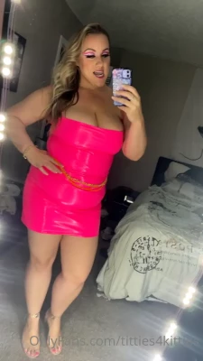 titties4kitties - Weho for the night 💜 Do you live in the next few stops on my Tour?