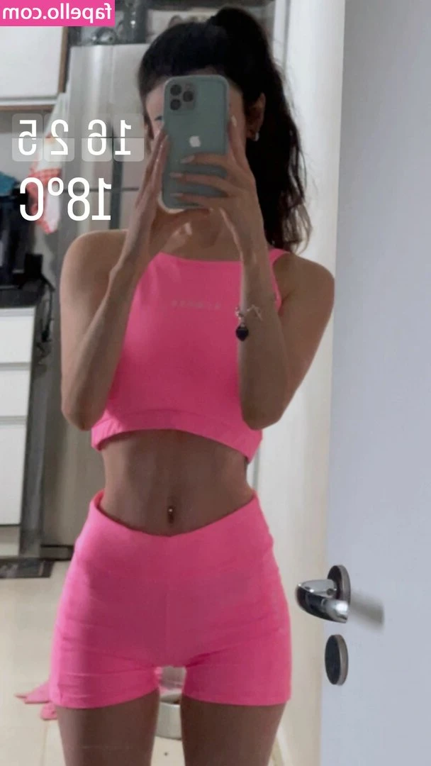 Rafaela Goulart [ rafaela-goulart ] - Early morning surprise for all my fans with auto renew turned on!!