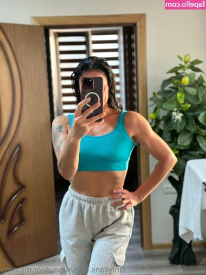 next_door.mommy [ next-door-mommy ] - Buongiorno 🔥🔥🔥 hai visto il mio ultimo video? 🐷💦😈