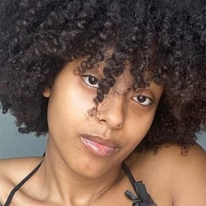 Nanette Nicole