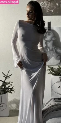 Olesyabi - stripping it for you 😈
