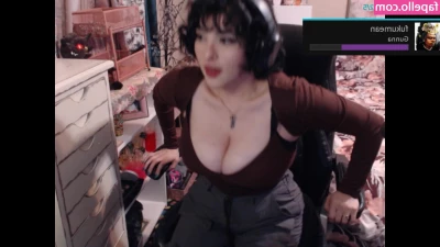 kellaaye - You would like to see more of me