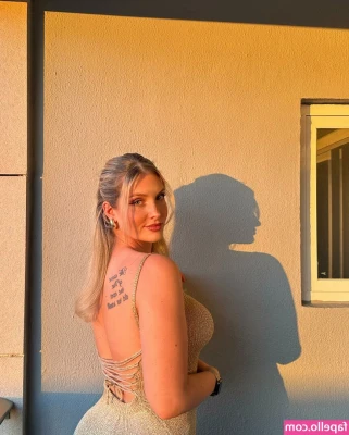 Pauline Caspari [ pauline-caspari ] - Give me milk pls 💦 Me dê leite, por favor 💦