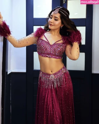 Raashi Khanna [ raashi-khanna ] - New Color Alert 💜  Happy Saturday Everyone!  Time to order your