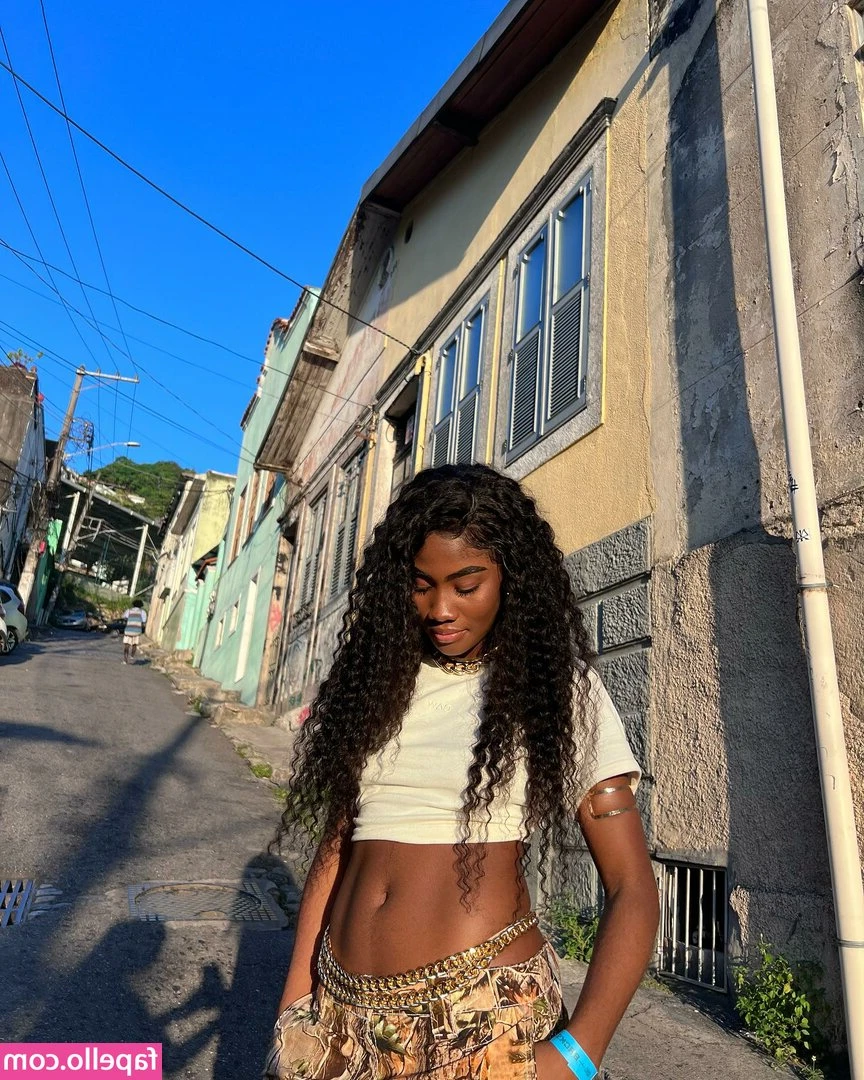 Bia Ben [ bia-ben ] - Would you let me please you and give you the best orgasm that you
