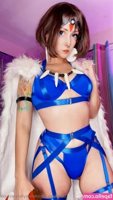 emeryfennecfree - Horny as fuck at work