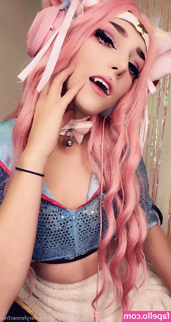 emeryfennecfree - Want me to rate your dick?! Tip 10$ and I'll rate the pal in your