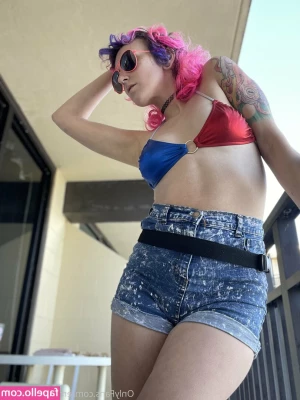 emeryfennecfree - I am working on pre-scheduleing all my post foe thr next 2 weeks so