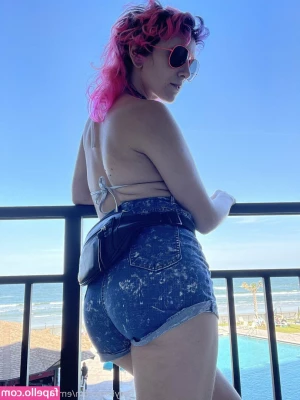 emeryfennecfree - Tease him. Trap him. Milk him.  Repeat ✔️ She.