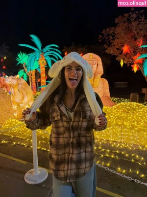 Sara Saffari [ sara-saffari ] - Stroke time 😛
