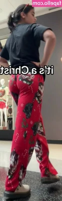 Sara Saffari [ sara-saffari ] - Do you like my leggings.