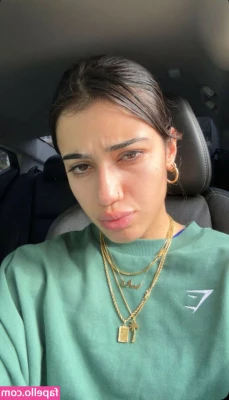 Sara Saffari [ sara-saffari ] - I love this suit you