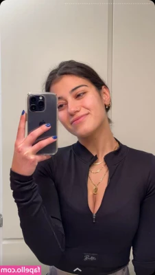 Sara Saffari [ sara-saffari ] - Man handled
