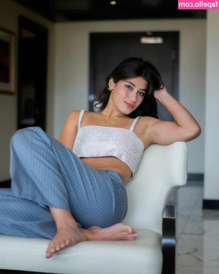 Sara Saffari [ sara-saffari ] - Oops  I made a mess    Wanna come help clean up