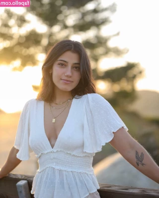 Sara Saffari [ sara-saffari ] - Nature🌱 fills me up, mesmerizes me and empowers me for🙌 new