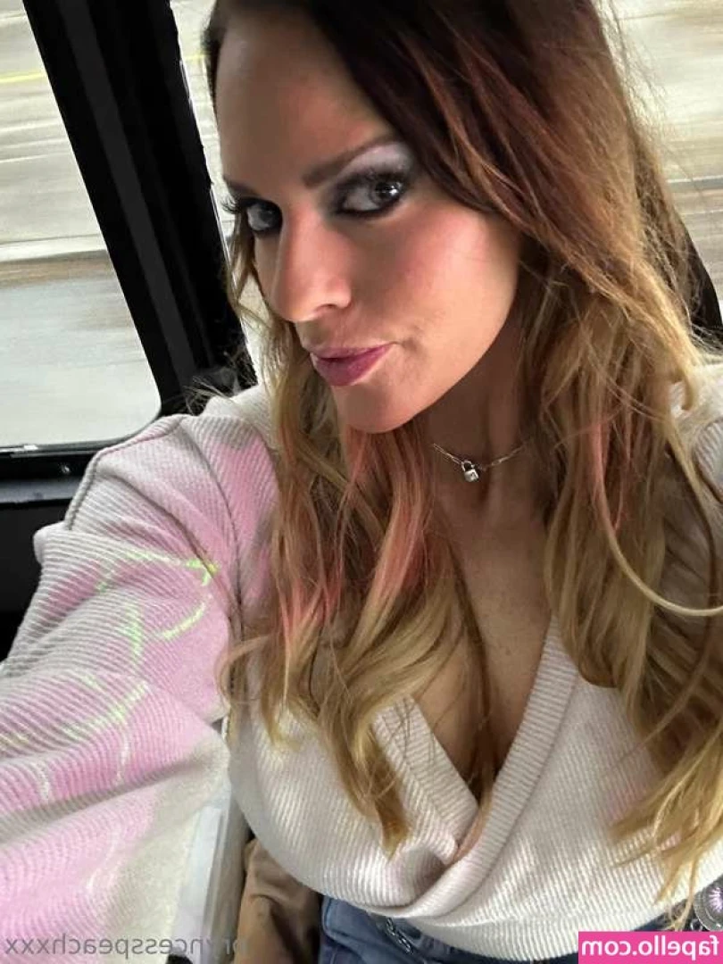 xxprincesspeachxx - On my own all evening.. what can I do for you?
