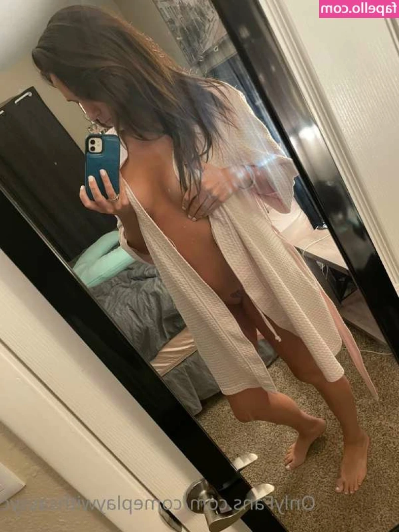 Casey Jae [ casey-jae ] - Update: My slave was indeed able to take my monster cock today on