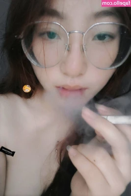 FeixingS18315 - Daddy … I’m feeling needy 🥺✨💖😇