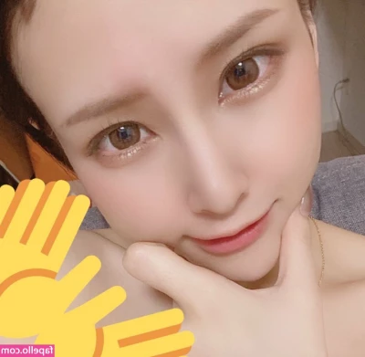 _6m_oO [ 6m-oo-3 ] - this hottie got me going 👀  https://onlyfans.com/moodiemaggie
