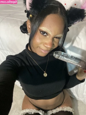 theangelbabyyy - Spend the day with me in my DMs 🥰