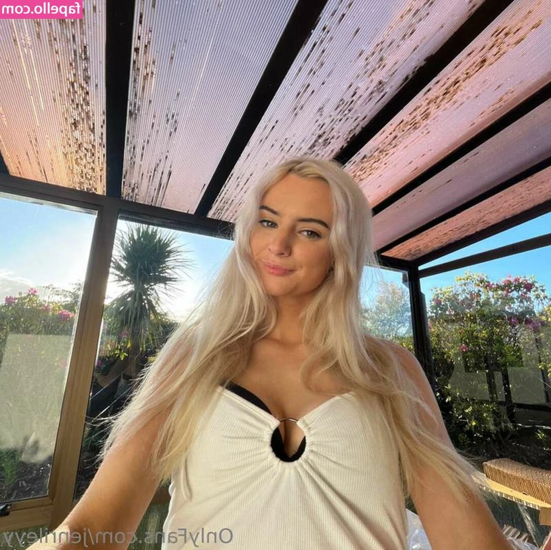  [ parkcity-jen ] - anyone active tonight?😘 im trying to get spoiled and blow your