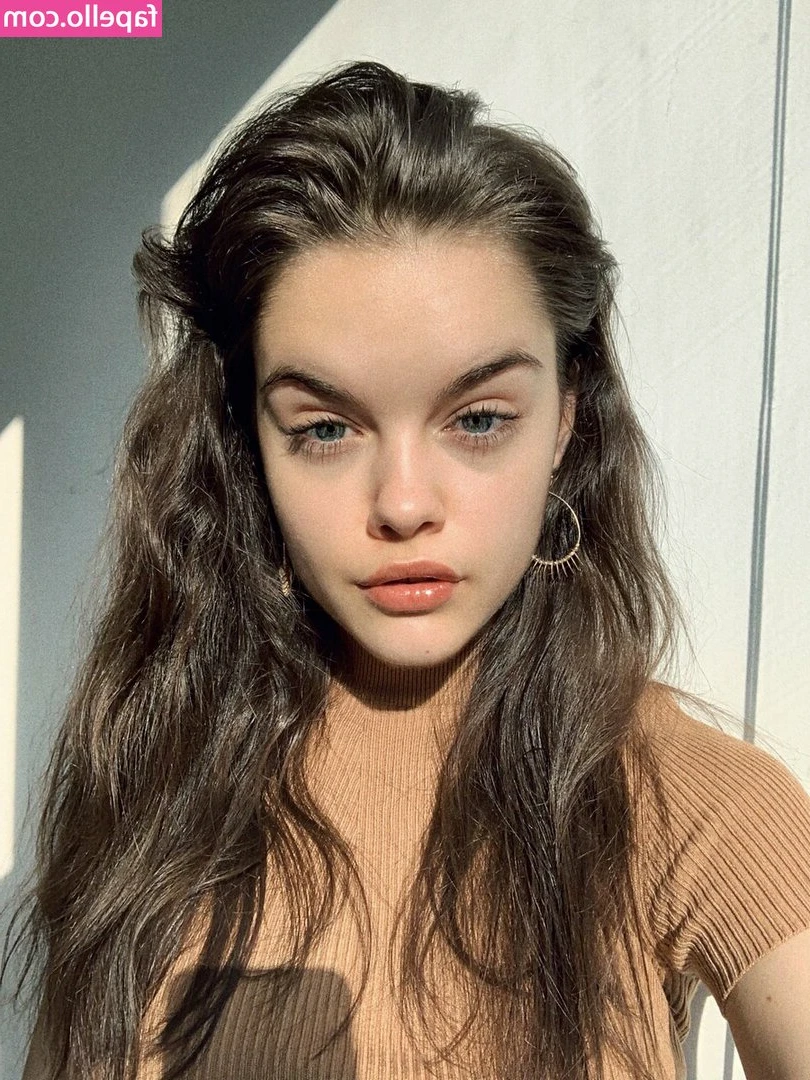 Marija Zezelj [ marija-zezelj ] - 🟡 Dirty Tik Tok: How this Pirate drinks her beverage.