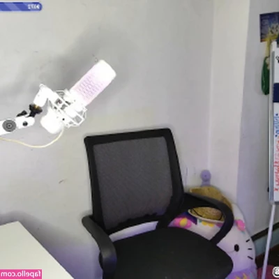 victoriaslaps [ victoriaslaps-1 ] - I’m so hungry for that cock, I’ll beg for it 🥵