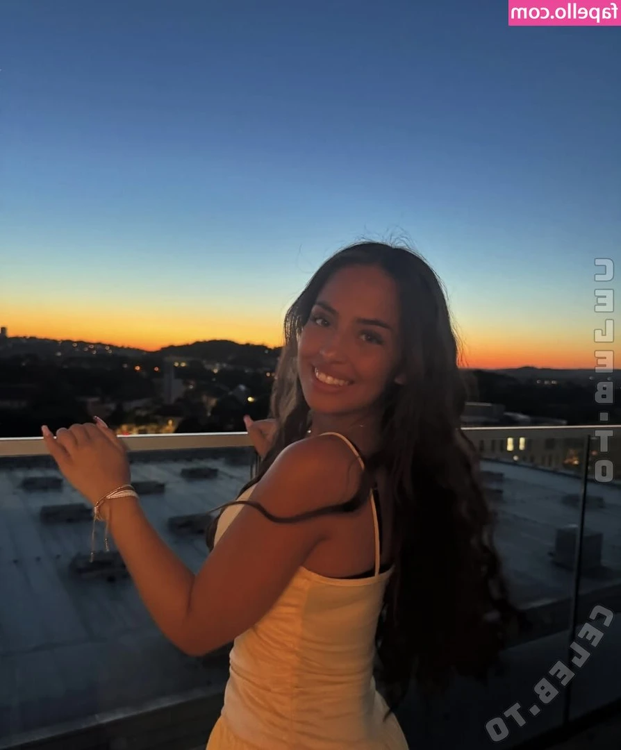 _luana_ktz [ luana-ktz ] - Safadinha na praia pra você ficar bem excitado 🔥🔥