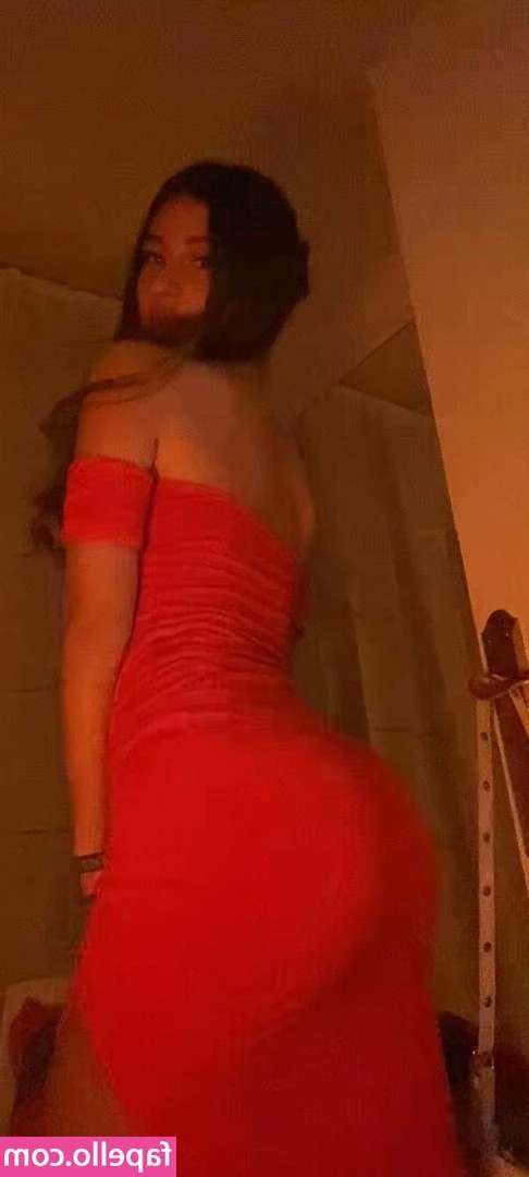 valeriiaacaro_ [ valeriiaacaro ] - 🍓🍰 @toychloe