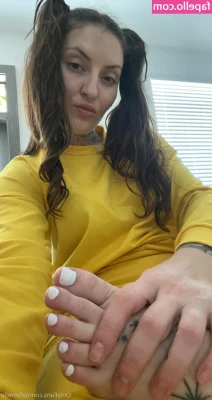OftenElle - 🐍 Disposing of some keys in Miami - debating humiliating ways to