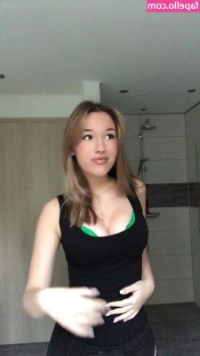 zosia_ski [ zosia-ski ] - Who had a wank over last night's paid message ???😈🍆💦