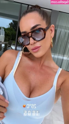 Jessica Paszka [ jessica-paszka ] - I’ve been such a good girl for you all year..  Will you get me an