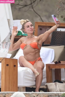 Gabby Allen [ gabby-allen ] - Im so horny when I’m ovulating🤤 do you like your women
