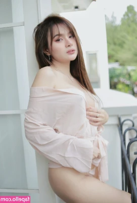 Amanda Nathalia [ amanda-nathalia ] - if your girl Elphet wants to eat your cock, u won't change her mind