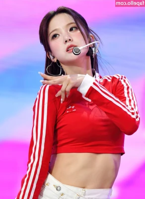 Choi Yu-Jin [ choi-yu-jin ] - Sweet dreams dolls! Tip me while I’m asleep & you’ll wake up