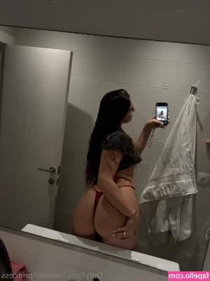Nur Soraya Julian [ nur-soraya-julian ] - Would you shove your face in there? 😈😇