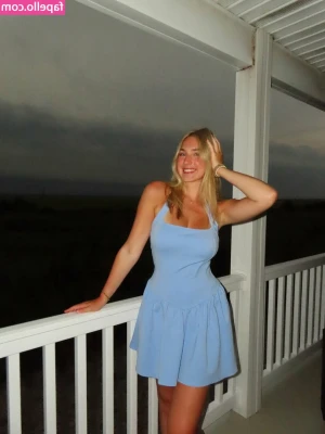 Carlissa Sinn [ carlissa-sinn ] - I’m meeting up with these beautiful women we are accepting custom