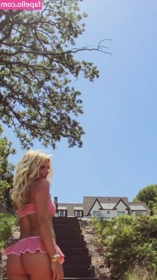 Kathryn Ortmeier [ kathryn-ortmeier ] - Hello my babes 🥰