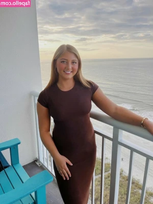 Morgan Allan [ morgan-allan ] - In a mood to take advantage of some submissive sluts. Kneel and obey
