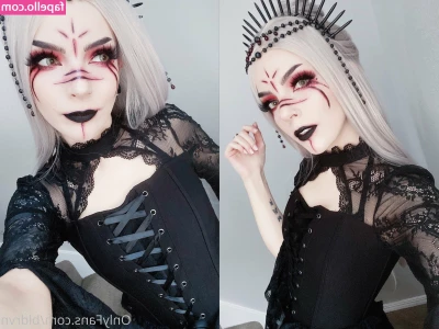Bloodraven - This set was extra spicy 🥵  Full length Secretary RP video along
