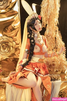 nekokoyoshi - Soon it’s Abu Dhabi time