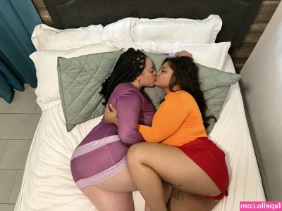 Angel Beads [ angel-beads ] - Have you seen this video of me sucking and fucking this MASSIVE BBC