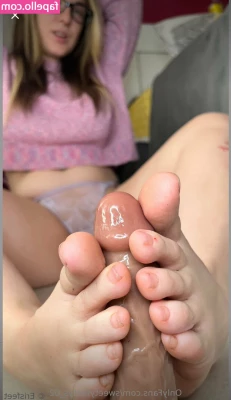 sweetyfeetys_02 [ sweetyfeetys-02-2 ] - today was so much funnn   got wrecked by the fuck machine   i ll