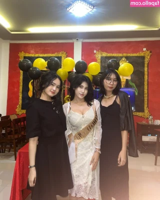 Deandra Aurelia [ deandra-aurelia ] - Missing my long hair 🥺