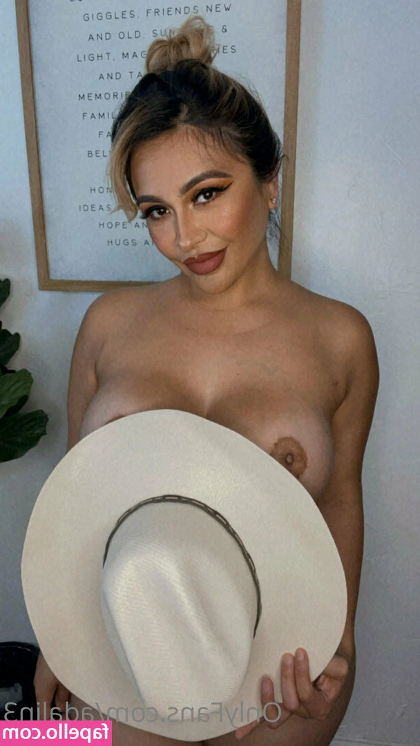 Adalin3_29 [ adalin3-29 ] - i think my boobs grew again🙈