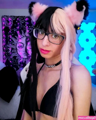 Lexiful - Stream started at 10/31/2020 02:03 am  Sexy Spooky Stream