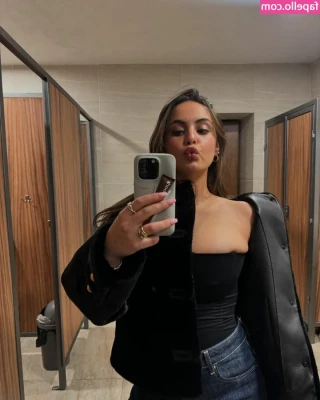 Sarabella Harris - sarabellaharriss - sexiisariii777 [ sarabella-harris-sarabellaharriss-sexiisariii777 ] - 🌸 Have a lovely night 🌸 First time showing my stomach in a