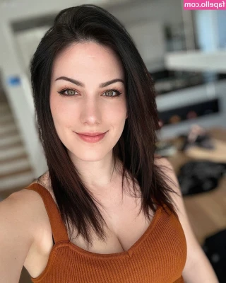 Dani Vinci [ dani-vinci ] - Cum watch me on stream today! Gonna go as long as we can ;)