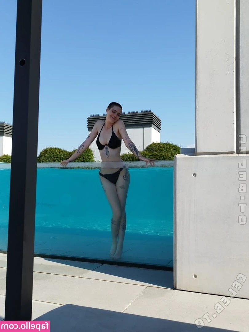 typicallylotti - Real bodies be like